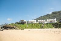Picnic Rock Seaside Accommodation - B&B Keurboomstrand