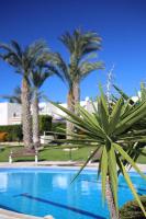 Sunny Coral Bay Village house - Bed and Breakfast Pégeia