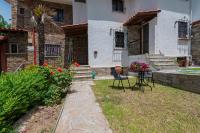 Vaya's Maisonette by RentalsPro - Polychrono Halkidiki - B&B Políkhronon