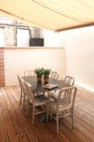 Au Coeur du marché - Hyper centre Dijon - Terrasse - B&B Digione