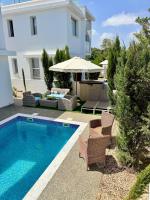 Villa Jarvis Modern and Quiet 3BR with Private Swimming Pool - B&B