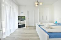 Studio with Balcony