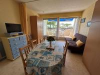 Studio rénové, 50m plage, terrasse sud, parking privé, 4 couchages, Saint-Jean-de-Monts - FR-1-224C-82 - B&B