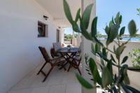 Seafront apartment Elona - B&B Nona