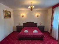 Familiensuite mit Balkon