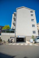 Peace 2 Apartments with parking - B&B Budva