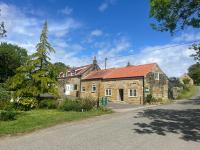 Rigg Farm Cottage - NR Whitby - B&B