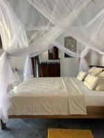 Tweepersoonskamer met Uitzicht op het Zwembad