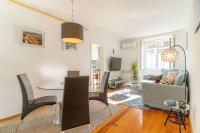 LV Premier Baixa PR2 Elevator, City view, Balcony - B&B Lisboa