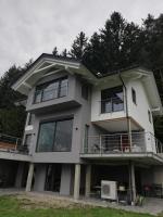 Modern house in the woods with a view of Millstättersee - Ferienwohnung Millstatt