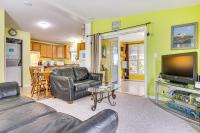 1 Mi to Beach Cottage with Pool Access in Wells - Bed and Breakfast Wells