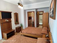 Habitación Cuádruple - vistas al jardín