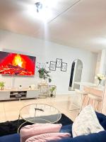 Fully Furnished 3 bedroom apartment rental - B&B Roodepoort