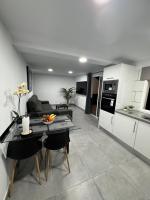 Apartment mit 1 Schlafzimmer, Meerblick und Terrasse