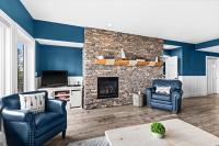Breathtaking Lake Views 1BR King Suite, Kitchen & Heated Pools - B&B Two Harbors