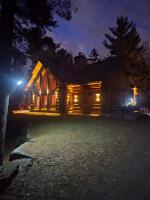 Family fun private outdoor hot tub - B&B Mille-Isles