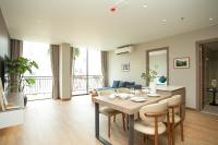 Two-Bedroom Deluxe Apartment with Balcony