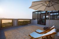 Malibu OceanView Homestay - B&B