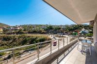 Appartamento con 2 Camere da Letto e Balcone