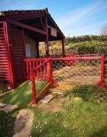 Chalet accueillant avec vue sur le lac - Ferienwohnung Estang