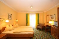 Two-Bedroom Apartment (4 Adults)