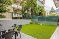 Holiday Residence with Private Garden - B&B Riva del Garda