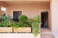 Casa Veranda - 3 Bedroom House with BBQ & Backyard - B&B Chionáto