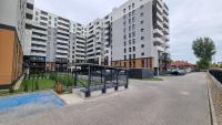 Q Apart PL 2 lub 3 pokojowe klimatyzowane apartamenty przy Manufakturze z garażem Gratis, FV - Chambres d'hôtes Łódź