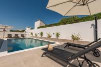 Villa di Lago ZadarVillas - B&B Vrana