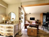 Apartment (2 Adults)