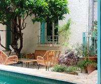 Grande chambre cosy avec kitchenette, salle de bain et WC privatif - Bed and Breakfast Montpellier