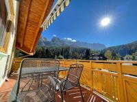 Big Superior Apartment - Bed and Breakfast Dimaro