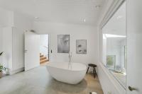 Architectural luxurious villa - B&B Gentofte