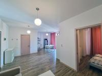 Apartment mit Balkon