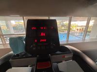 Stylish Urban in Central Location with 500Mbps WiFi and Private Parking - Chambres d'hôtes Bacolod