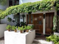 Superior One-Bedroom Apartment