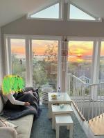 Entire cottage with sea view - Ferienwohnung Stråvalla