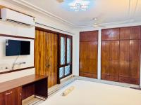 Fortune Home Service Apartment 1BHK, E-30 Saket - B&B