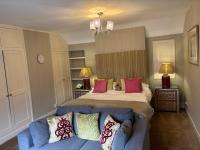 Standard Zimmer mit Kingsize-Bett