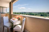 Alloggio turistico Leonardo Home- Fiumicino Airport, 2m in treno- Rome, 20m in treno- Fiera, 2m in treno - B&B Fiumicino