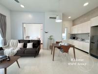 One-Bedroom Apartment with Balcony