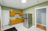 Comfy 3BR Flat Close to the Falls apts - Chambres d'hôtes Niagara Falls