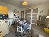 Studio cosy pour 3 pers. à 100m de la plage avec lave-linge à Saint-Jean-de-Monts - FR-1-224C-51 - B&B