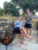 Swallow Bach - Ferienwohnung Llanddyfnan