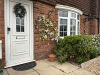 Cosy island home near beach - B&B West Mersea