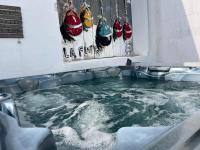 Le Clos des Figuiers villa pool and jacuzzi - Chambres d’hôtes La Flotte