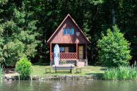 FOREST, lake, FIREFLIES, campfire - WHAT ELSE - B&B