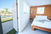 Waterfront Cabana 1 Key Largo - Bed and Breakfast Key Largo