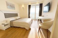 Studio Apartment with Sea View