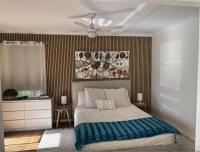 Seascape Retreat - Time to Slow Down - Suits Couples or Family with Kids with 2 sleeping spaces - Chambres d'hôtes Agnes Water